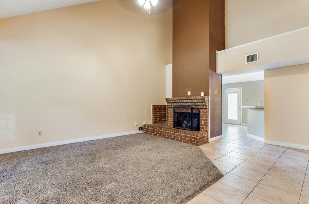 11815 Amberly Ln, Mesquite, TX 75180-1363