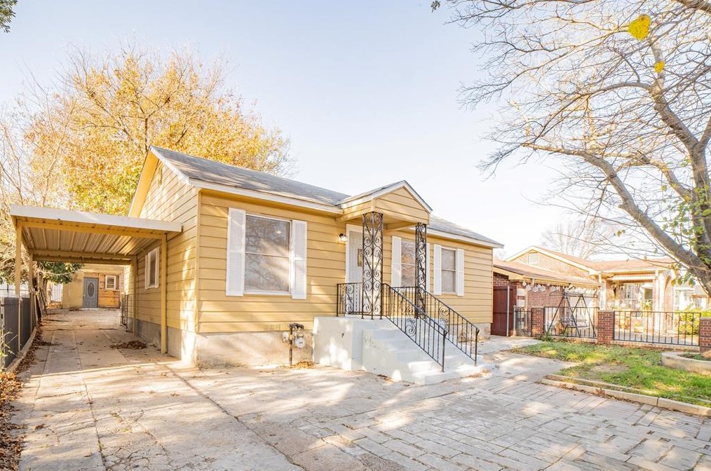 4210 Mount Royal St, Dallas TX  75211-3340 exterior