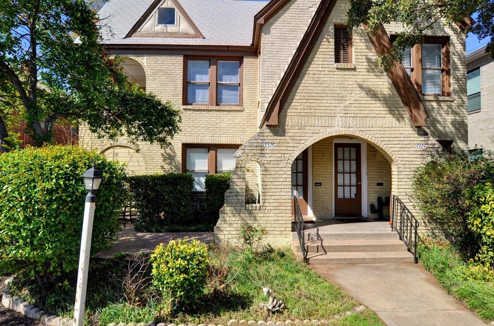3324 S University Dr, Fort Worth, TX 76109