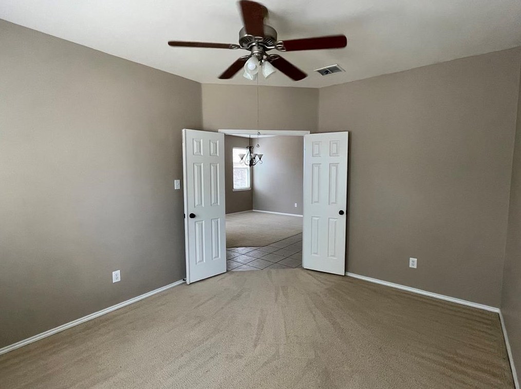 1961 Creek Crossing Dr, Justin, TX 76247