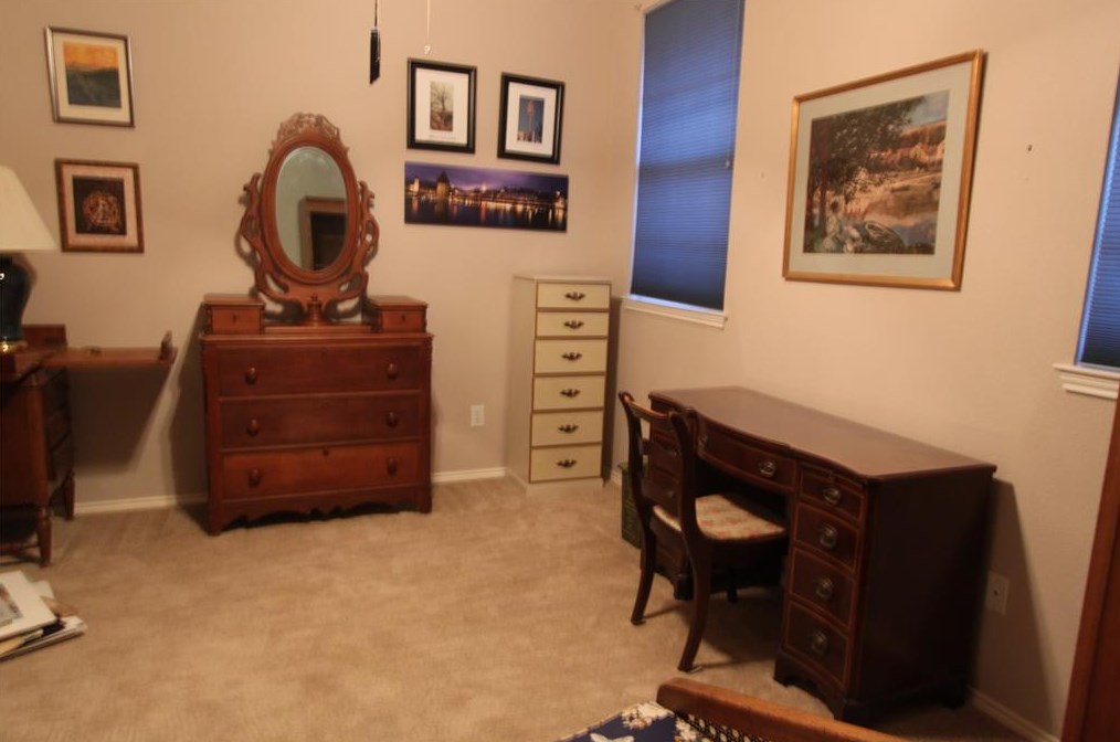 2928 Oak Tree Dr, Plano TX 75025-5076 exterior