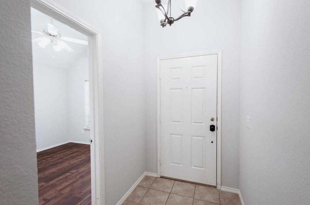 318 Celia Cir, St Paul, TX 75098