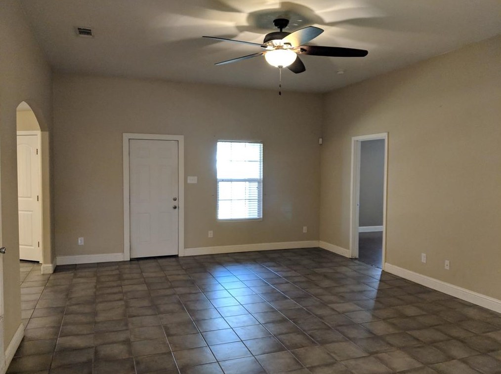 1704 Gainsborough Way, Fort Worth, TX 76134
