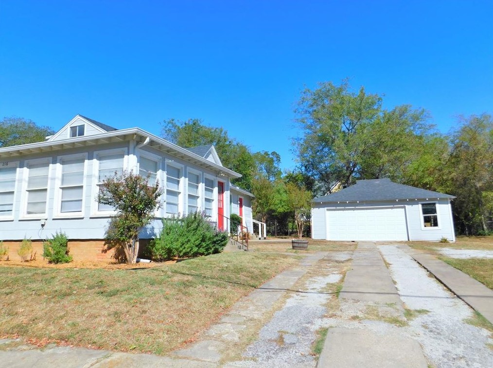 216 Maple St Apt 3, Denton, TX 76201