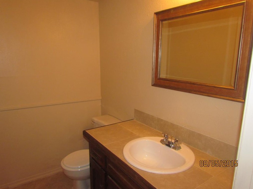 302 Candlewood Ln #336, Garland, TX 75041