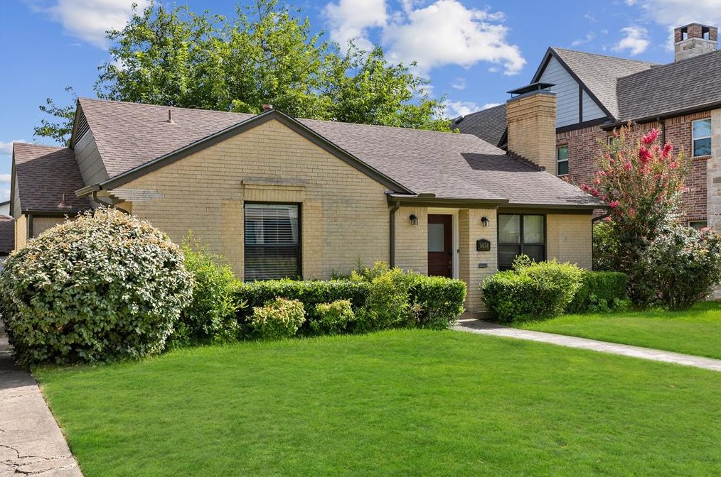 6824 Southridge Dr, Dallas, TX 75214-3161