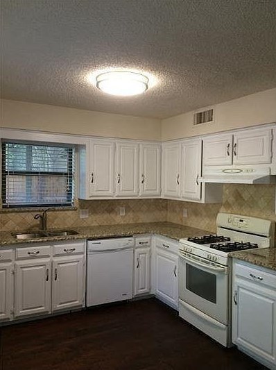5040 Thunder Rd, Dallas, TX 75244