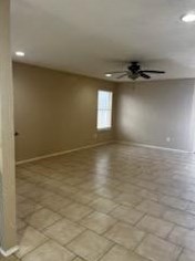 8704 Hunters Creek Dr, Fort Worth, TX 76123