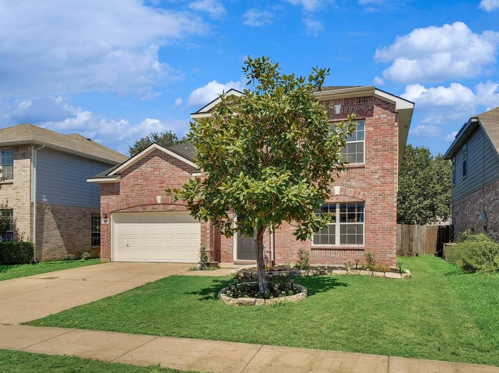 3529 Silverado Trl, Roanoke, TX 76262-5898