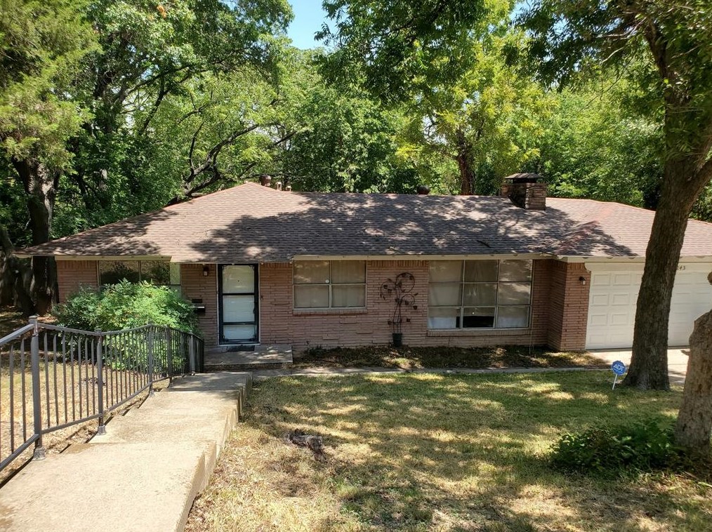 7243 Eccles Dr, Dallas, TX 75227