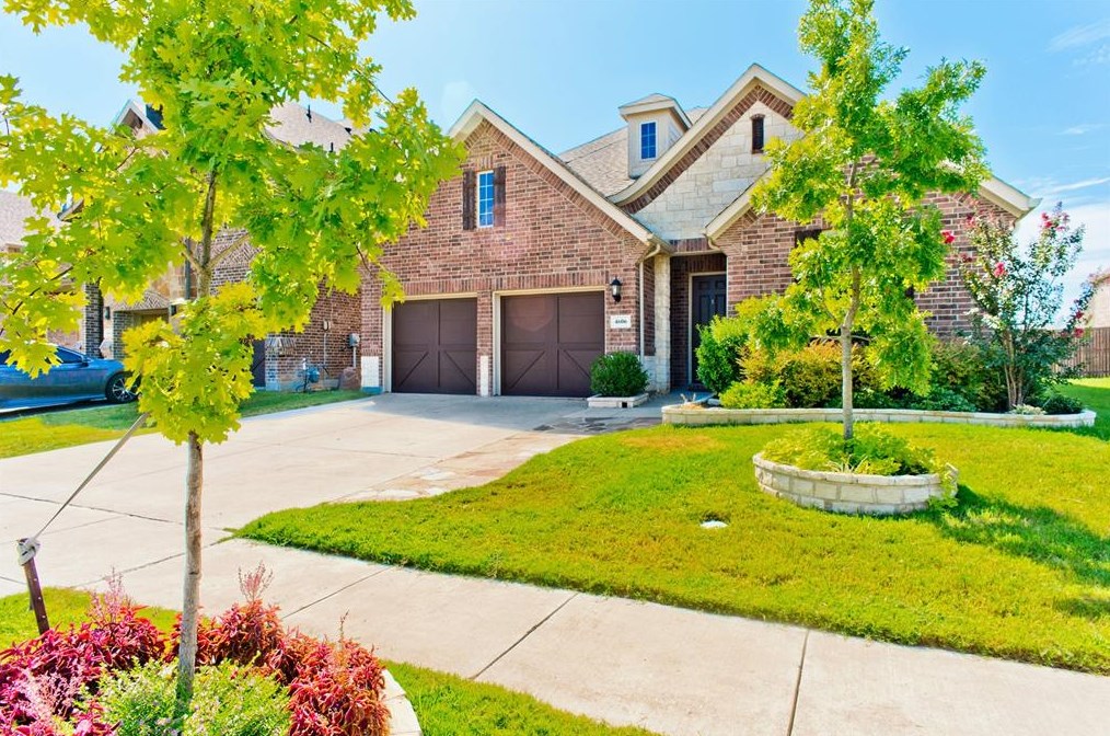 4606 Plumeria Dr, Midlothian, TX 76063