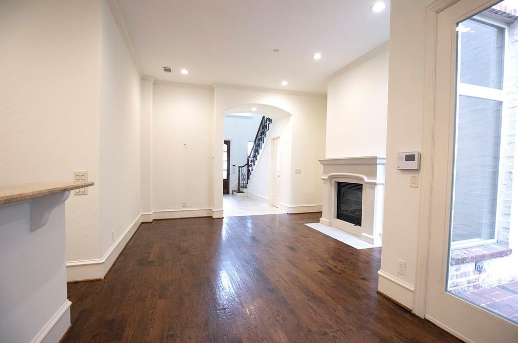 818 Thornbury Way, Coppell TX  75019-2792 exterior