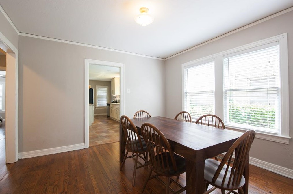 5946 Morningside Ave, Dallas TX  75206-5922 exterior