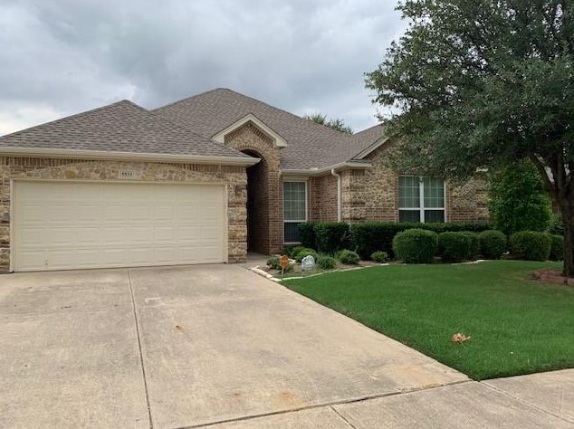 5533 Plata Ln, Fort Worth, TX 76126
