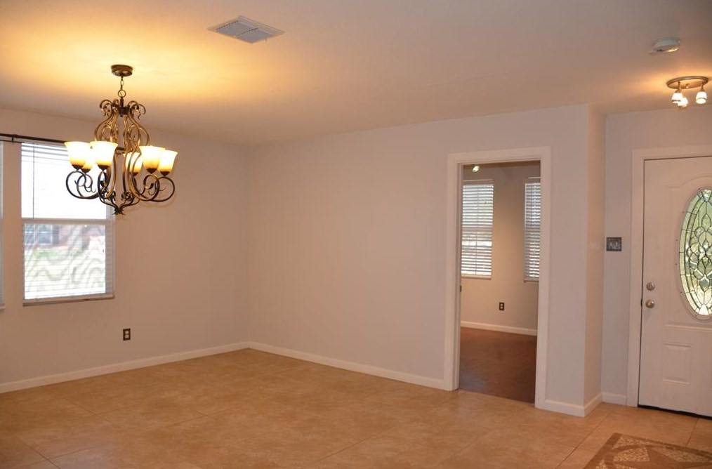1600 Diamond Lake Trl, Justin, TX 76247