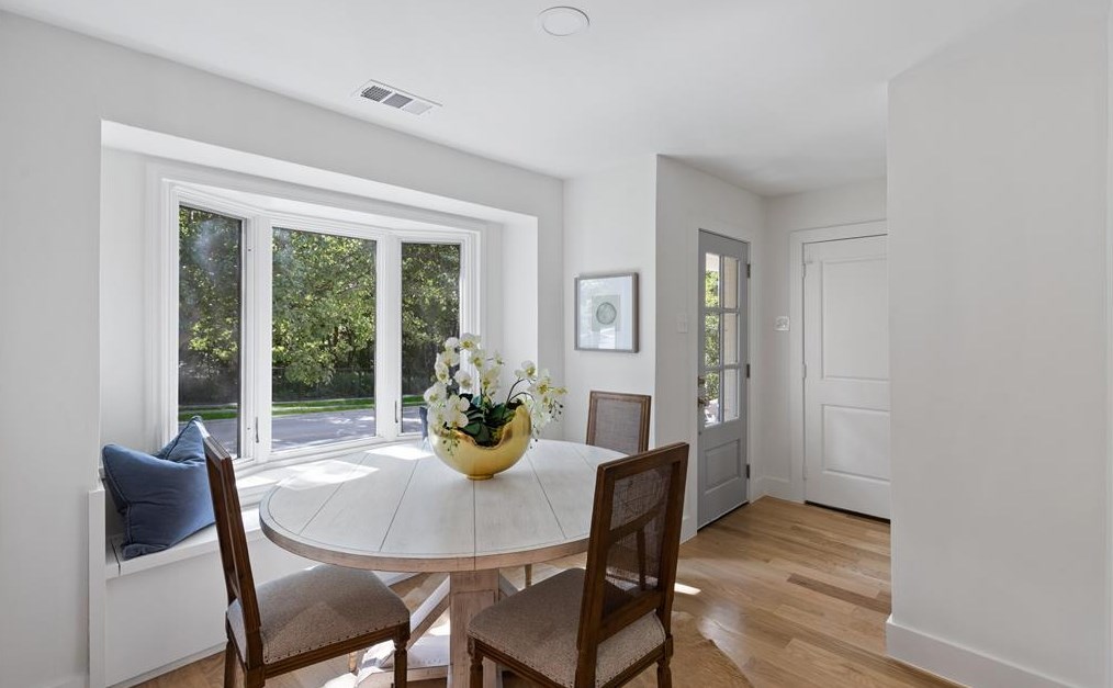 6905 Wabash Cir, Dallas TX 75214-3534 exterior