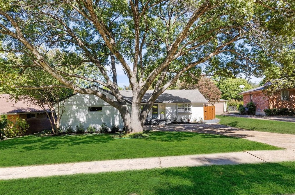 10107 Lanshire Dr, Dallas, TX 75238-3436
