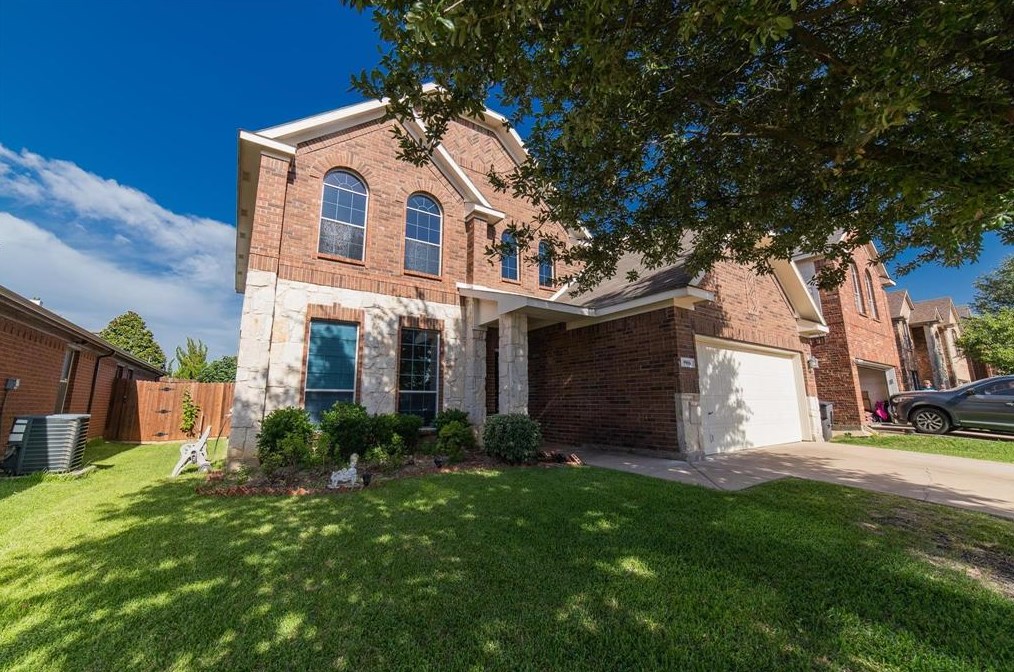 9906 Gessner Dr, Keller, TX 76244