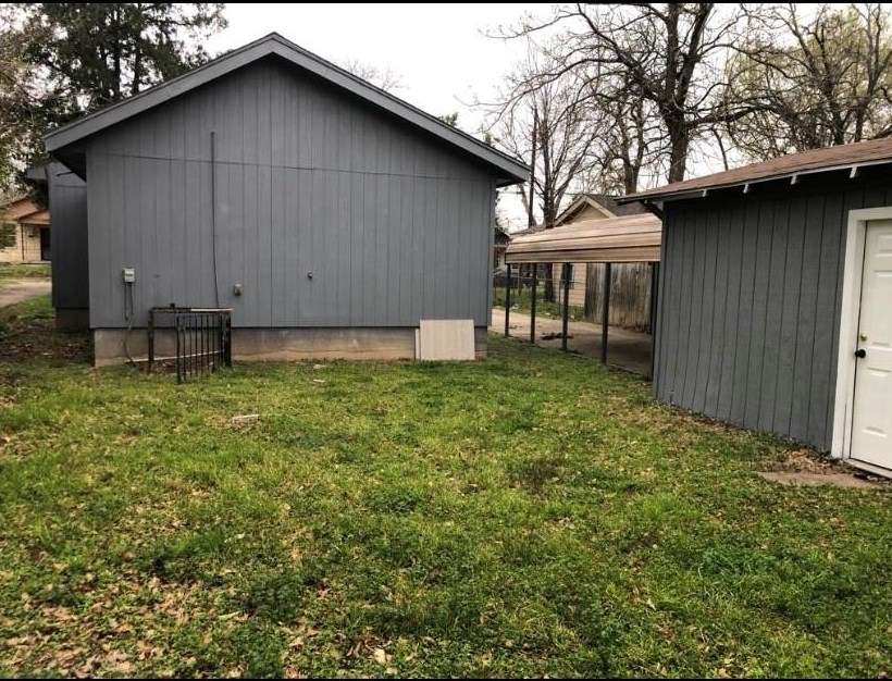 2630 Lenway St, Dallas, TX 75215