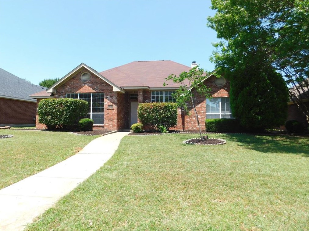213 Plum Holw, Denton, TX 76207