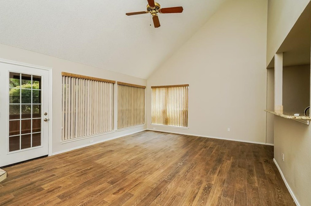 1617 Palisades Dr, Carrollton, TX 75007