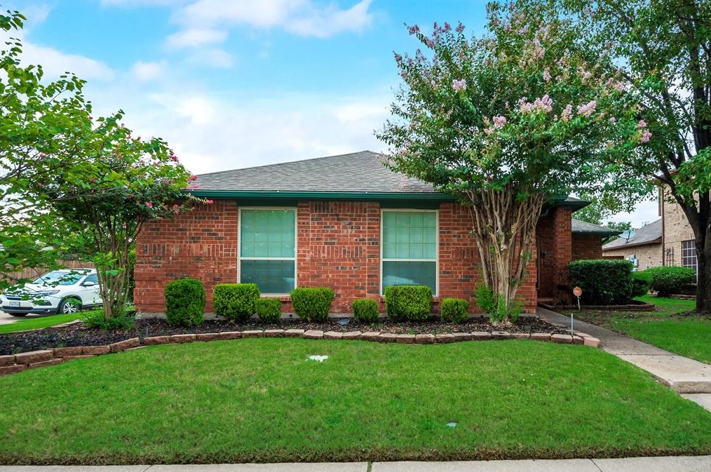 724 Stone Trail Dr, Lewisville, TX 75028