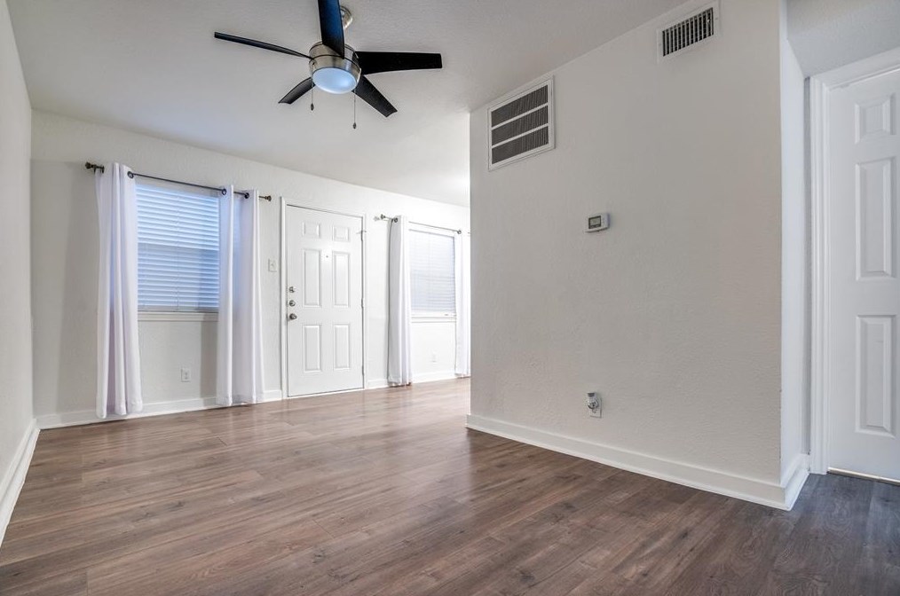 4927 San Jacinto #103, Dallas, TX 75206