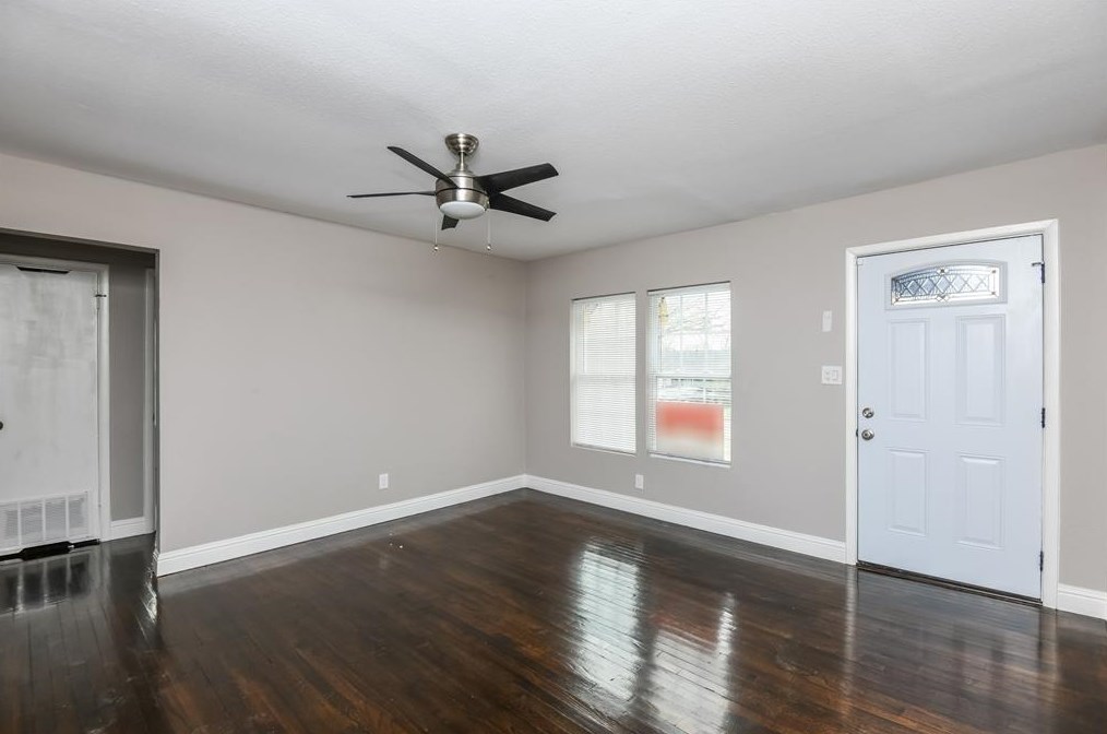 4329 Strong Ave, Fort Worth, TX 76105