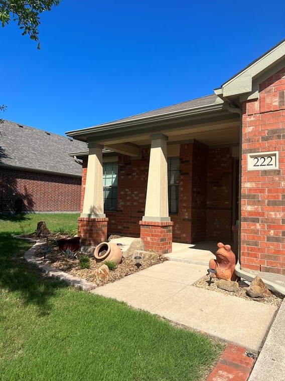 222 Bison Meadow Dr, Waxahachie, TX 75165