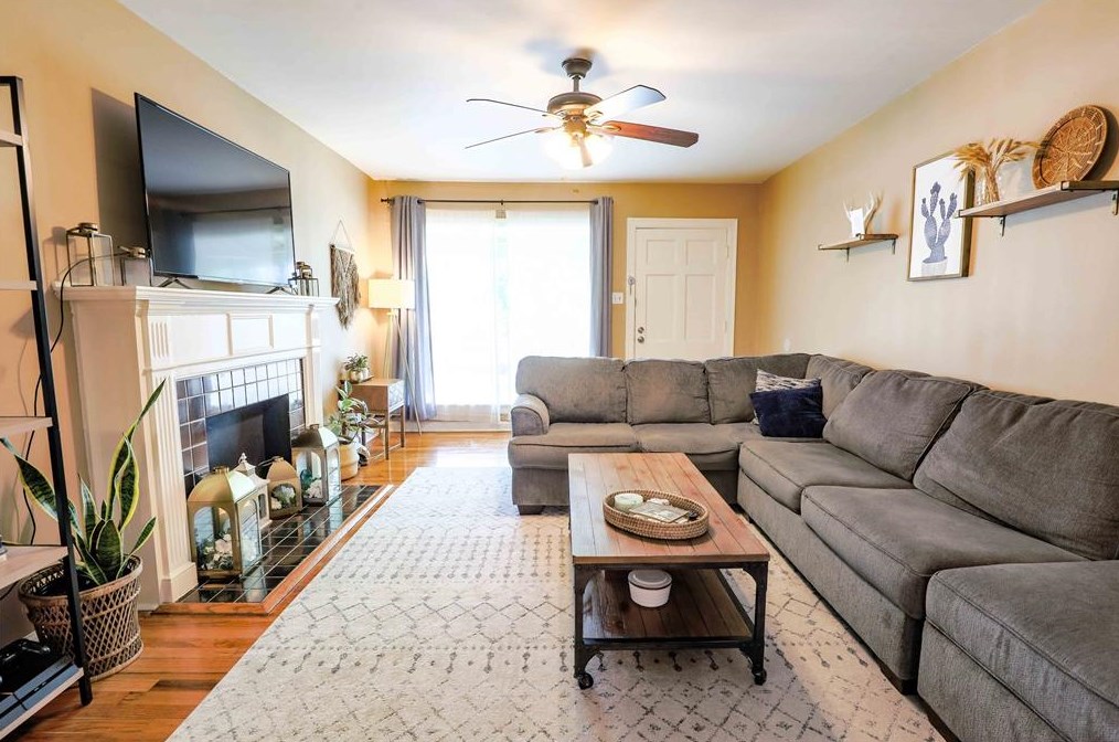 1321 Smilax Ave, Fort Worth, TX 76111