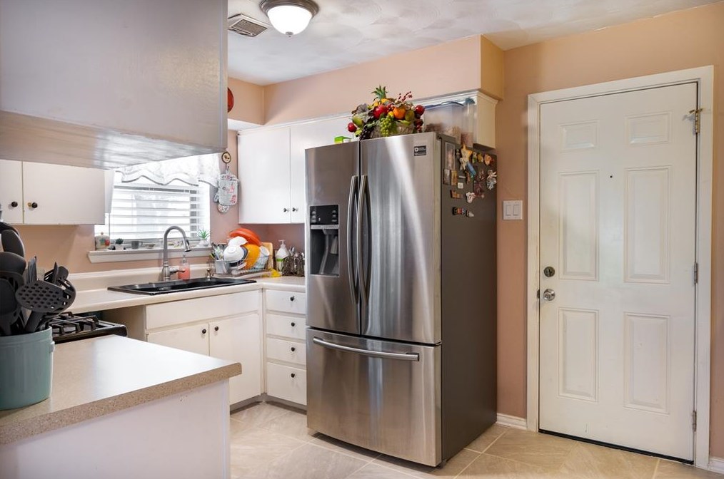 2310 Candleberry Dr, Mesquite TX 75149-3008 exterior