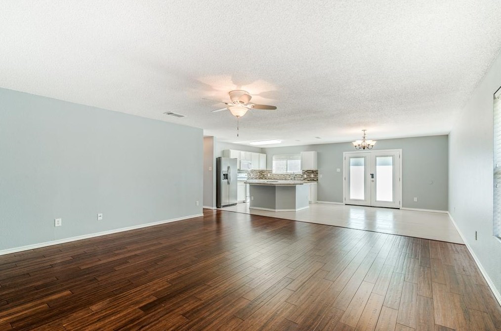 10720 Emerald Park Ln, Haslet, TX 76052-5145