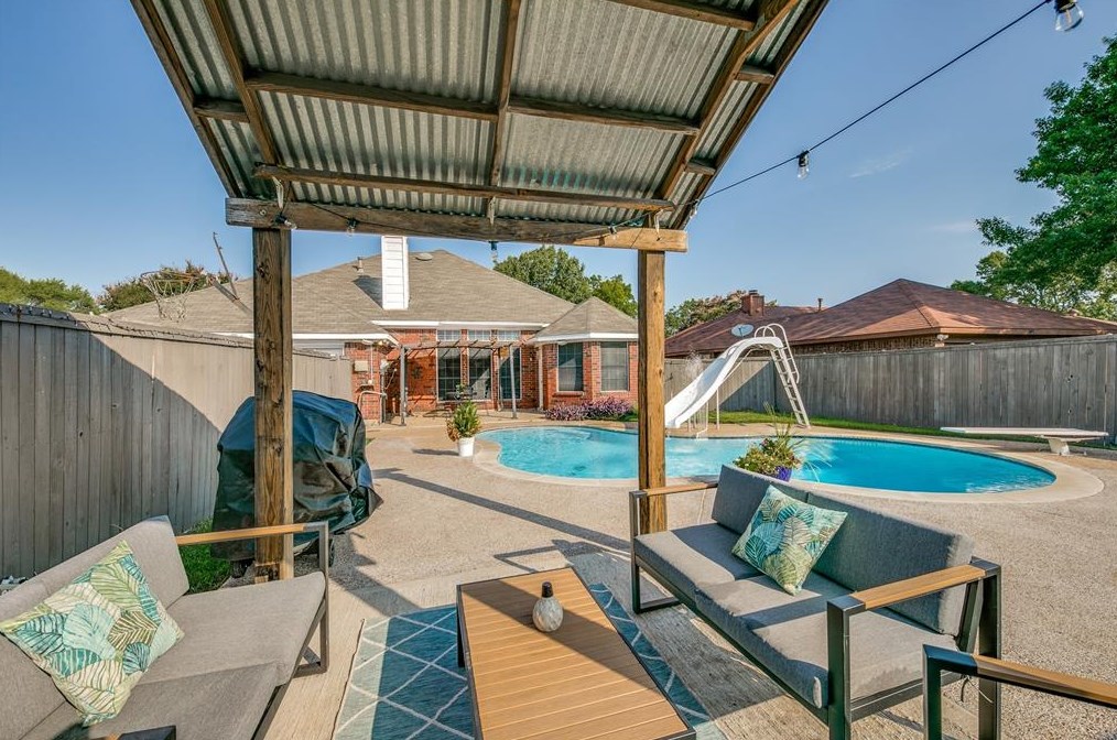 3406 Beech St, Rowlett TX 75089-7061 exterior