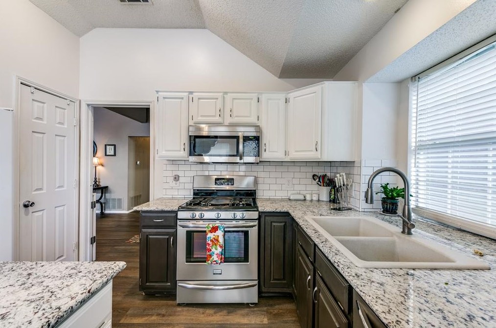 3406 Beech St, Rowlett TX 75089-7061 exterior