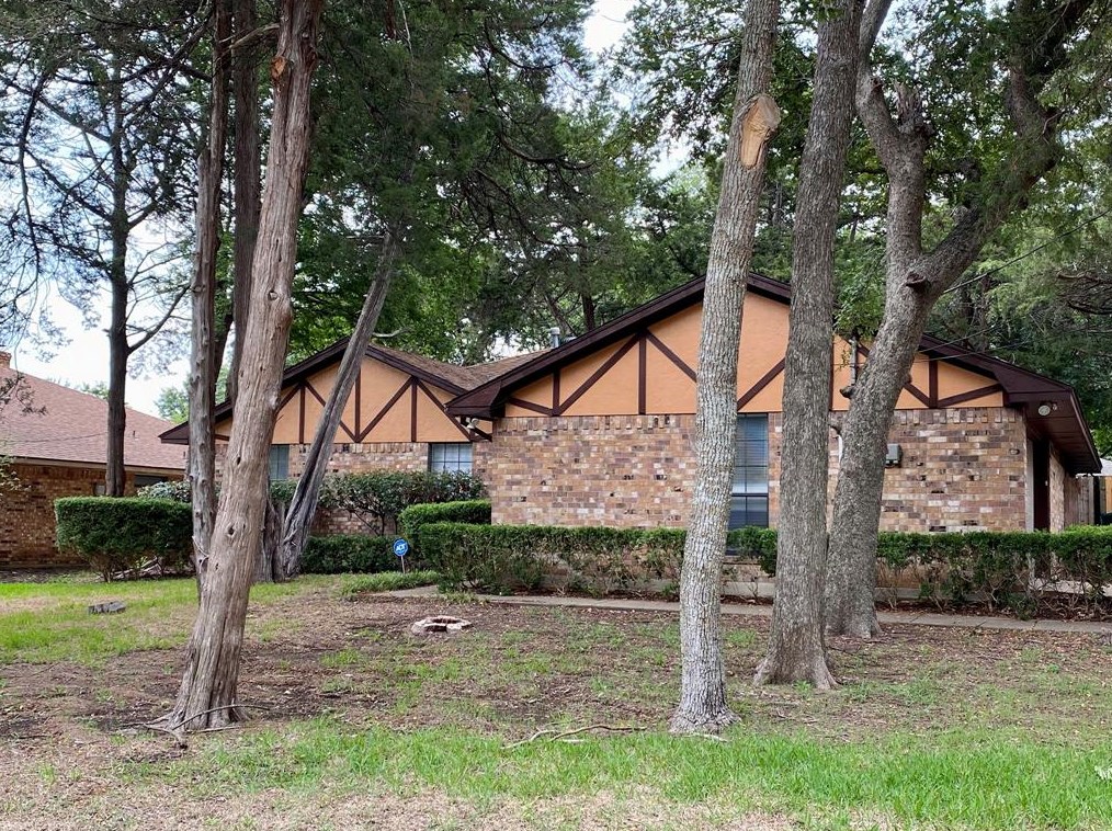 1526 Kingswood Dr, Cedar Hill, TX 75104
