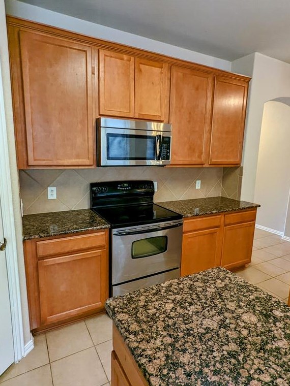 2613 Navasota Dr, Oak Point, TX 75068