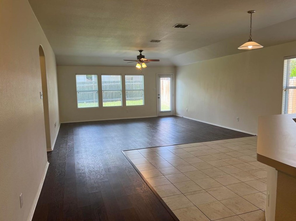 5809 Thoroughbred Ct, Fort Worth, TX 76179