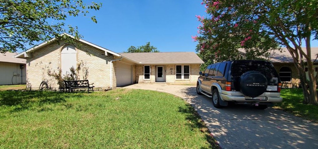 2003 Shenandoah Dr, Carrollton, TX 75007