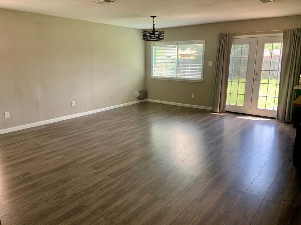 8210 Chesham Dr, Rowlett, TX 75088