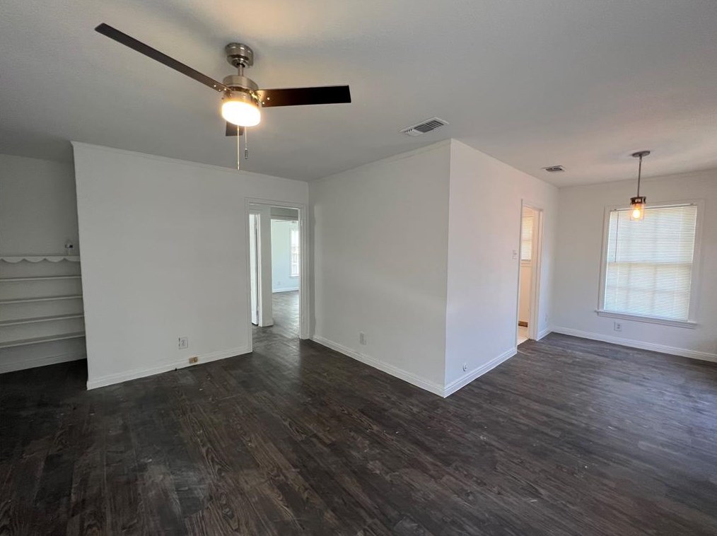 1309 Keats Dr, Dallas, TX 75211