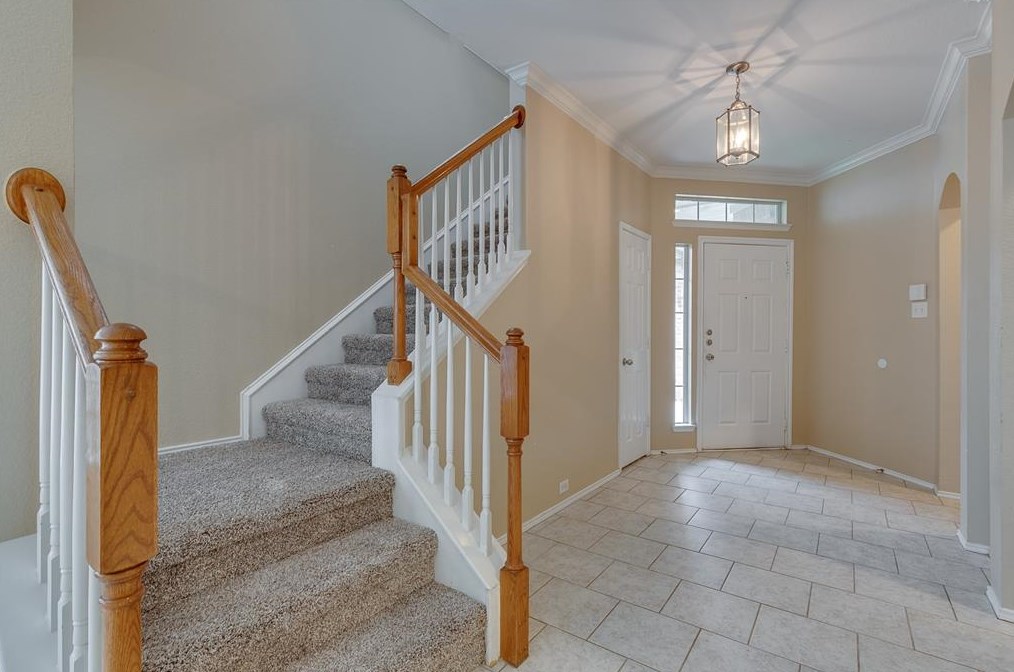 1419 Ravenwood Dr, Midlothian, TX 76063