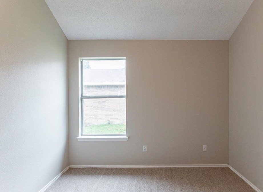 3304 Aqueduct Ct, Mesquite TX 75181-4299 exterior