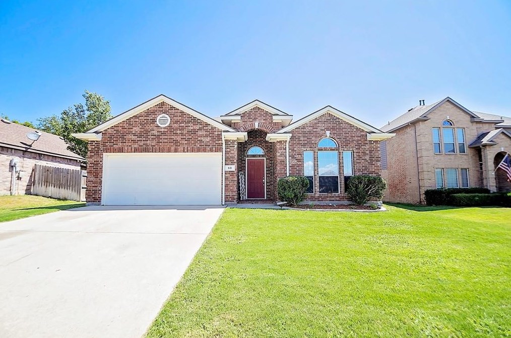50 Highland Dr, Sanger, TX 76266-5781