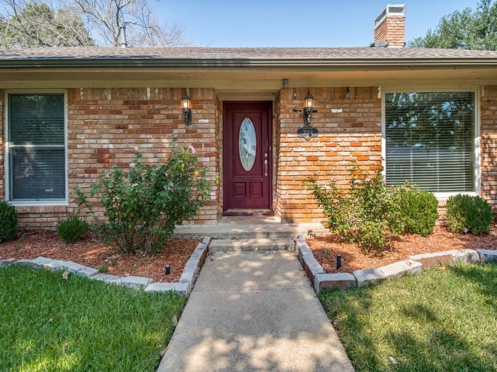 3004 Redbud Trl, Sherman, TX 75092-3487