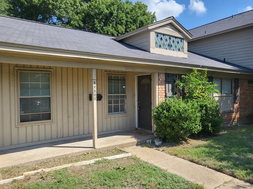 13503 Red Fern Ln, Dallas, TX 75240