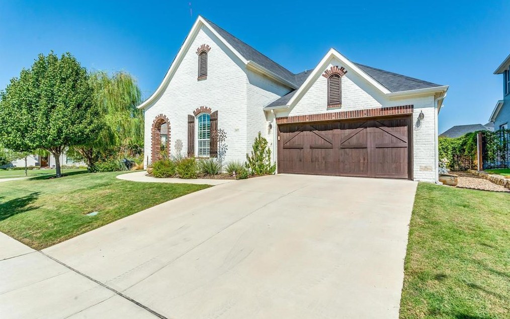 317 Parkview Dr, Aledo, TX 76008