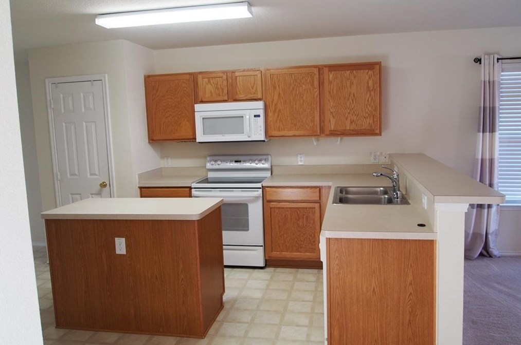2833 Mesa Valley Dr, Mckinney TX  75071-2593 exterior