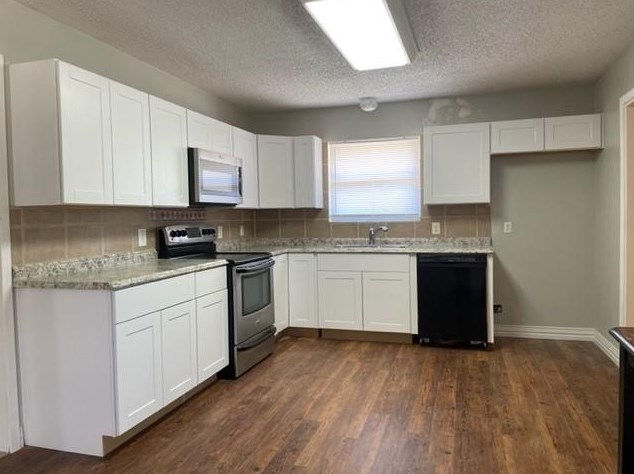 209 Allen Dr, Justin, TX 76247