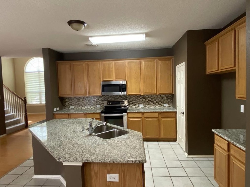 2041 Londonderry Dr, Allen, TX 75013