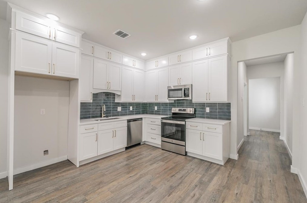 718 Rosemont Ave, Dallas TX  75208-5844 exterior